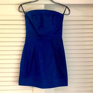 Blue strapless dress